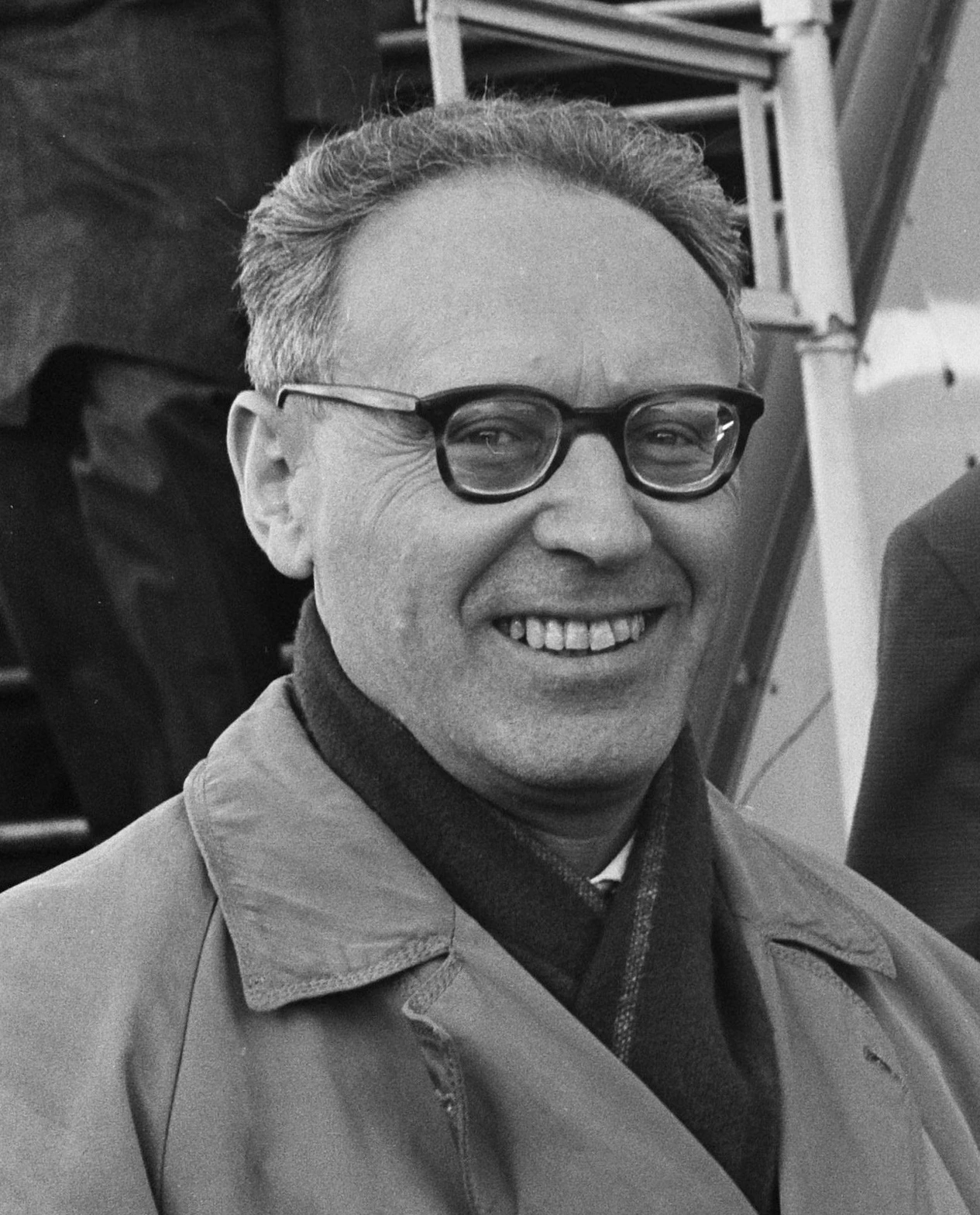 Emil Botvinnik Net Worth: Latest Estimate, Sources