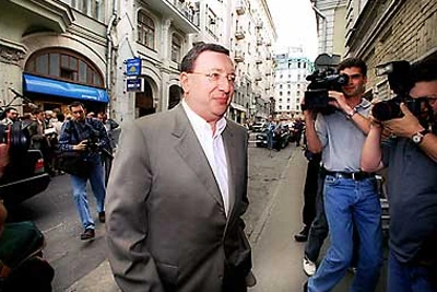 Vladimir Gusinsky Net Worth: How Estimates Are Calculated